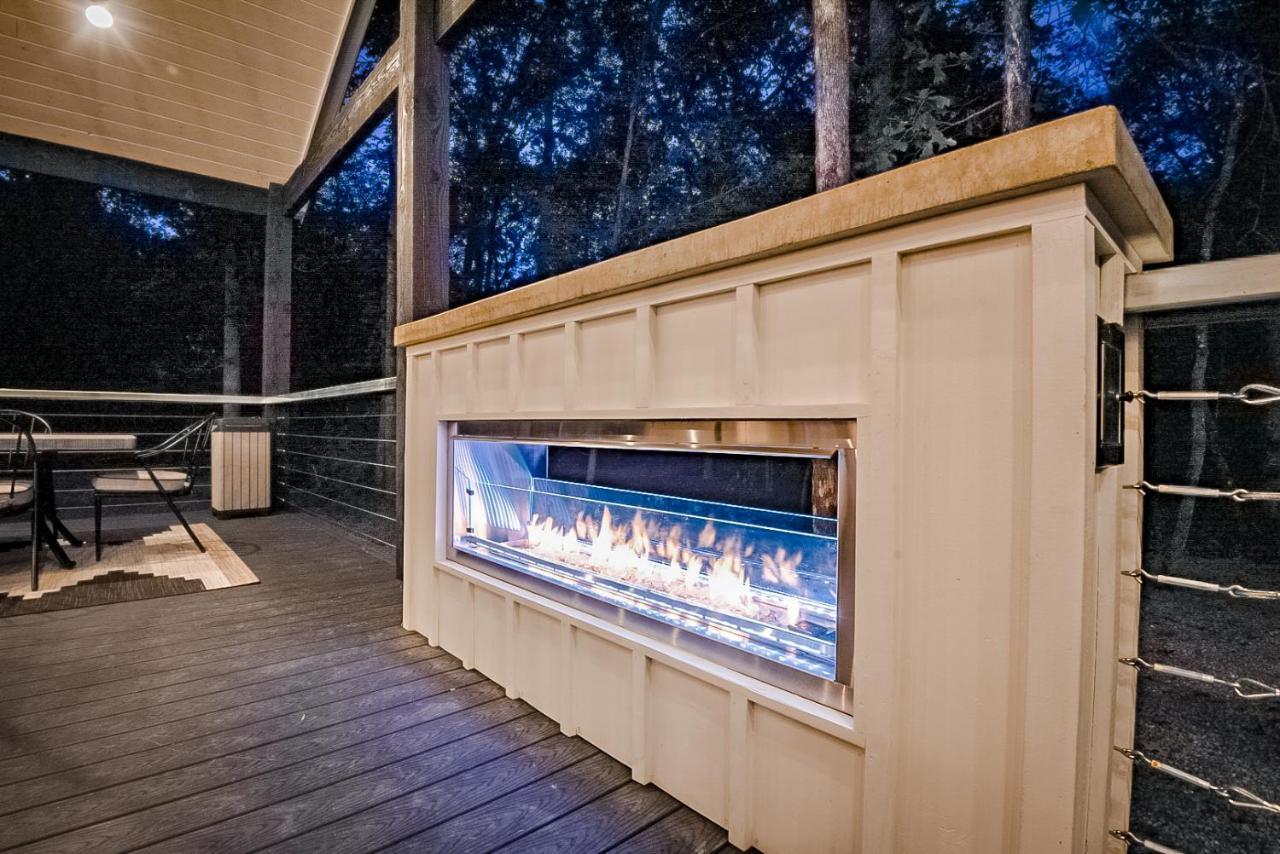 "The Barndo" 4Br Luxury Cabin, Hot Tub, Fire Pit, Bunks, Arcades, Playhouse! Брокен-Боу Экстерьер фото
