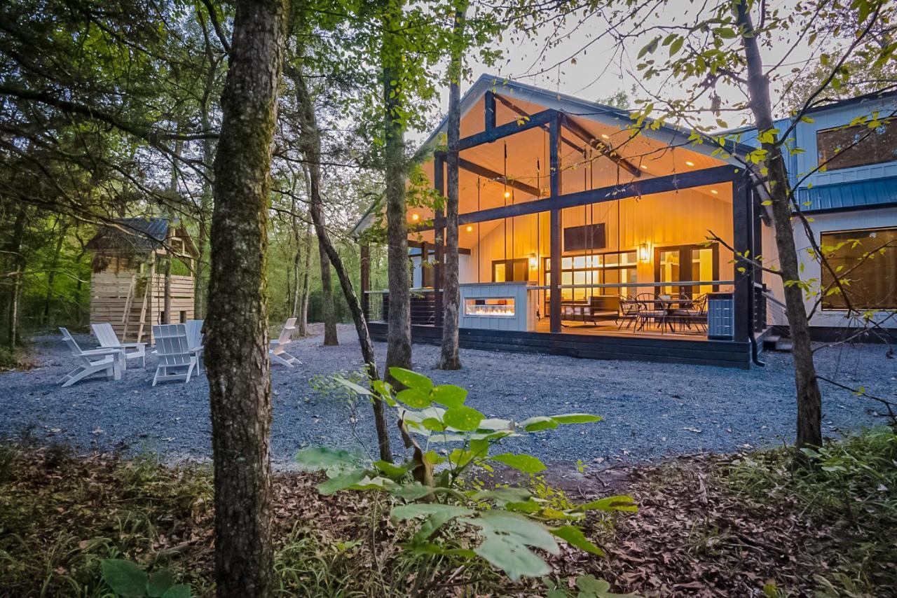 "The Barndo" 4Br Luxury Cabin, Hot Tub, Fire Pit, Bunks, Arcades, Playhouse! Брокен-Боу Экстерьер фото
